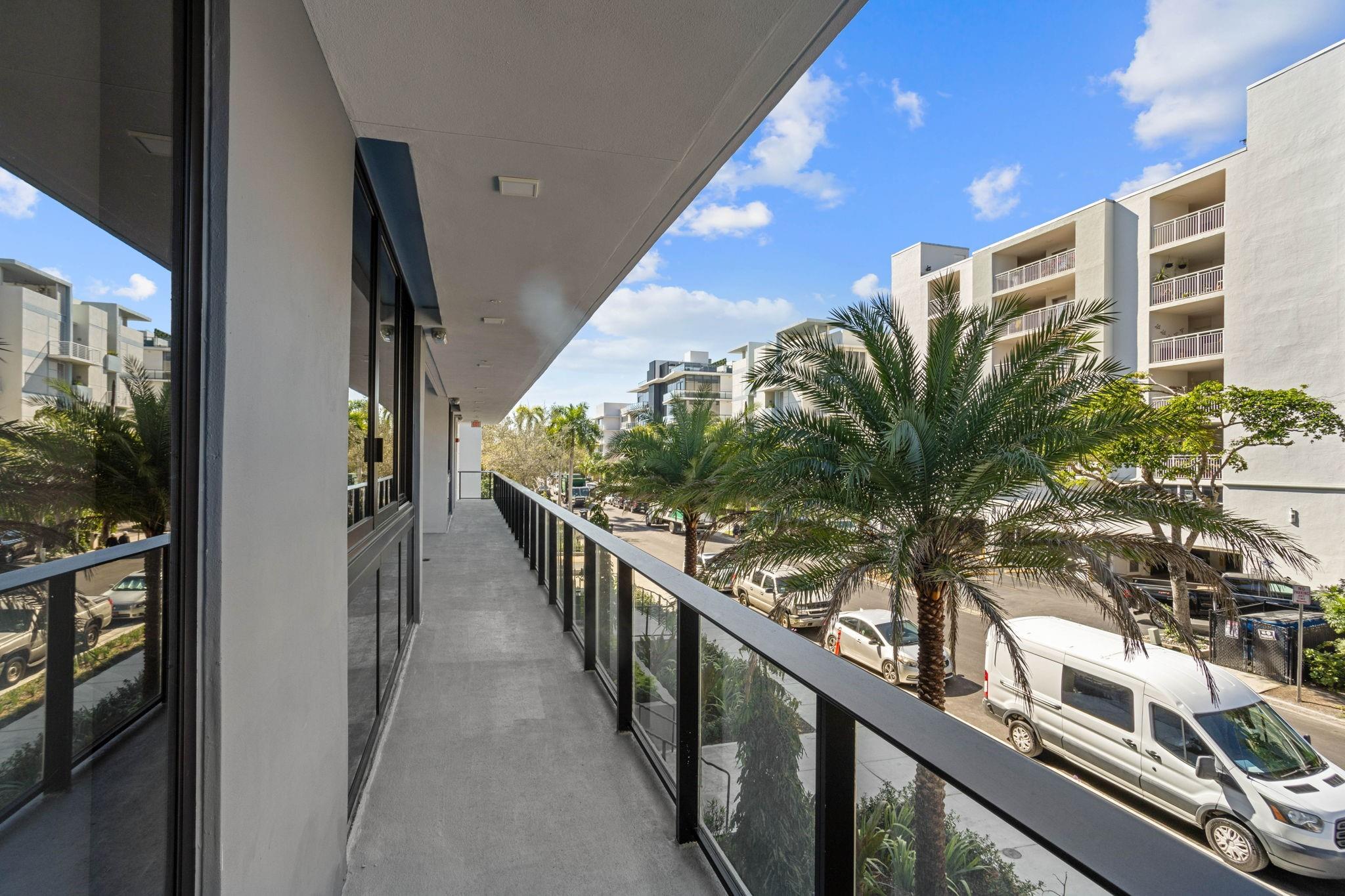 160 Marina Bay - Residential