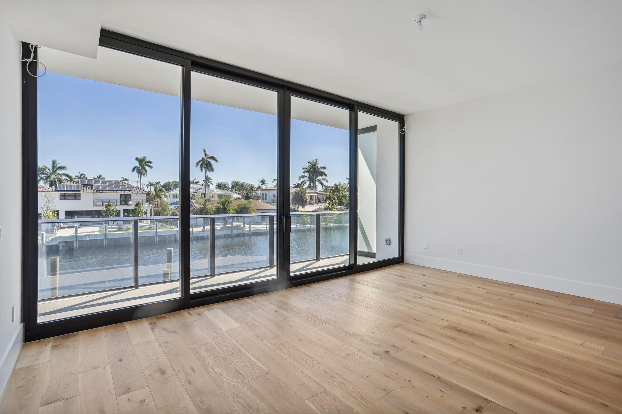 160 Marina Bay - Residential