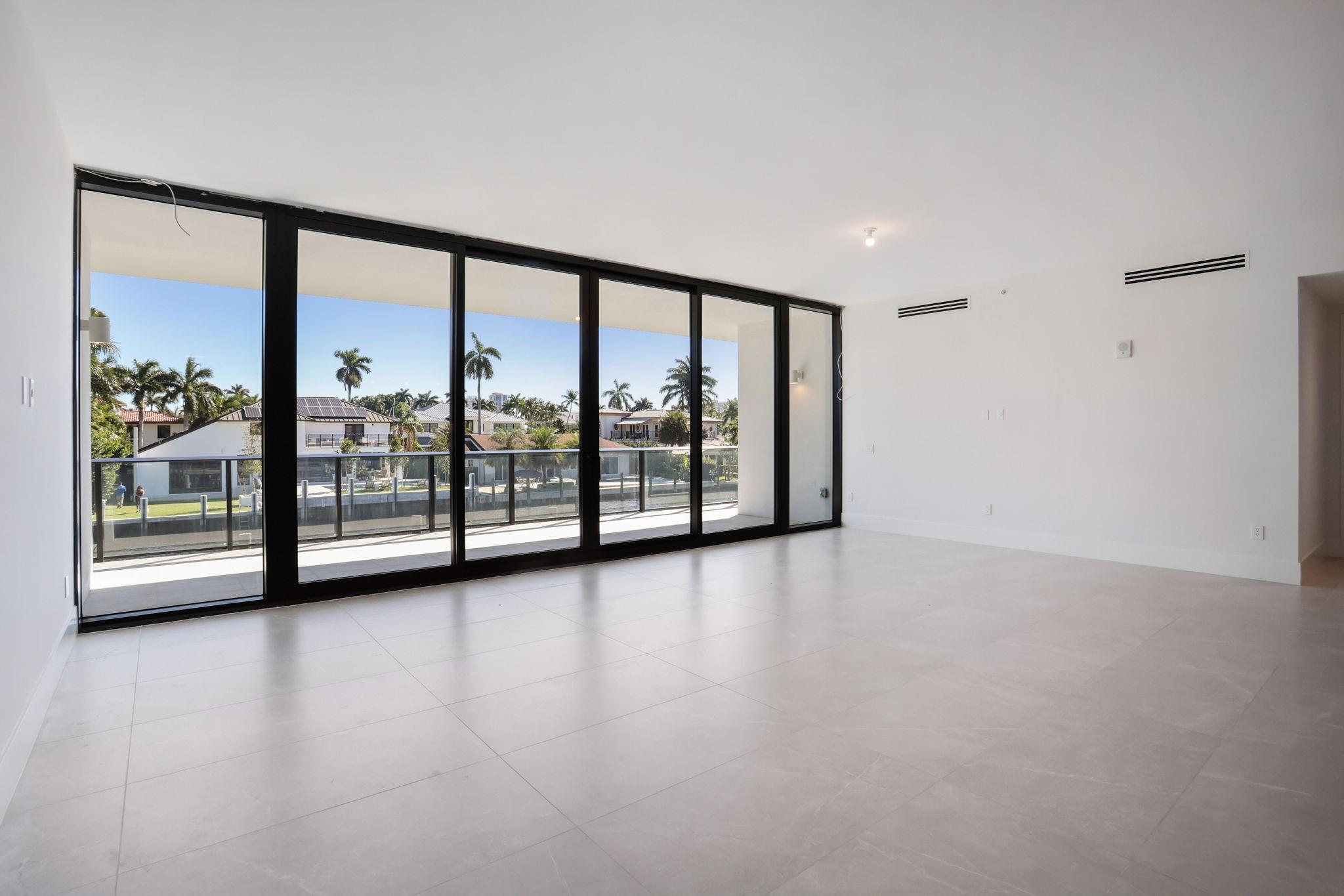 160 Marina Bay - Residential