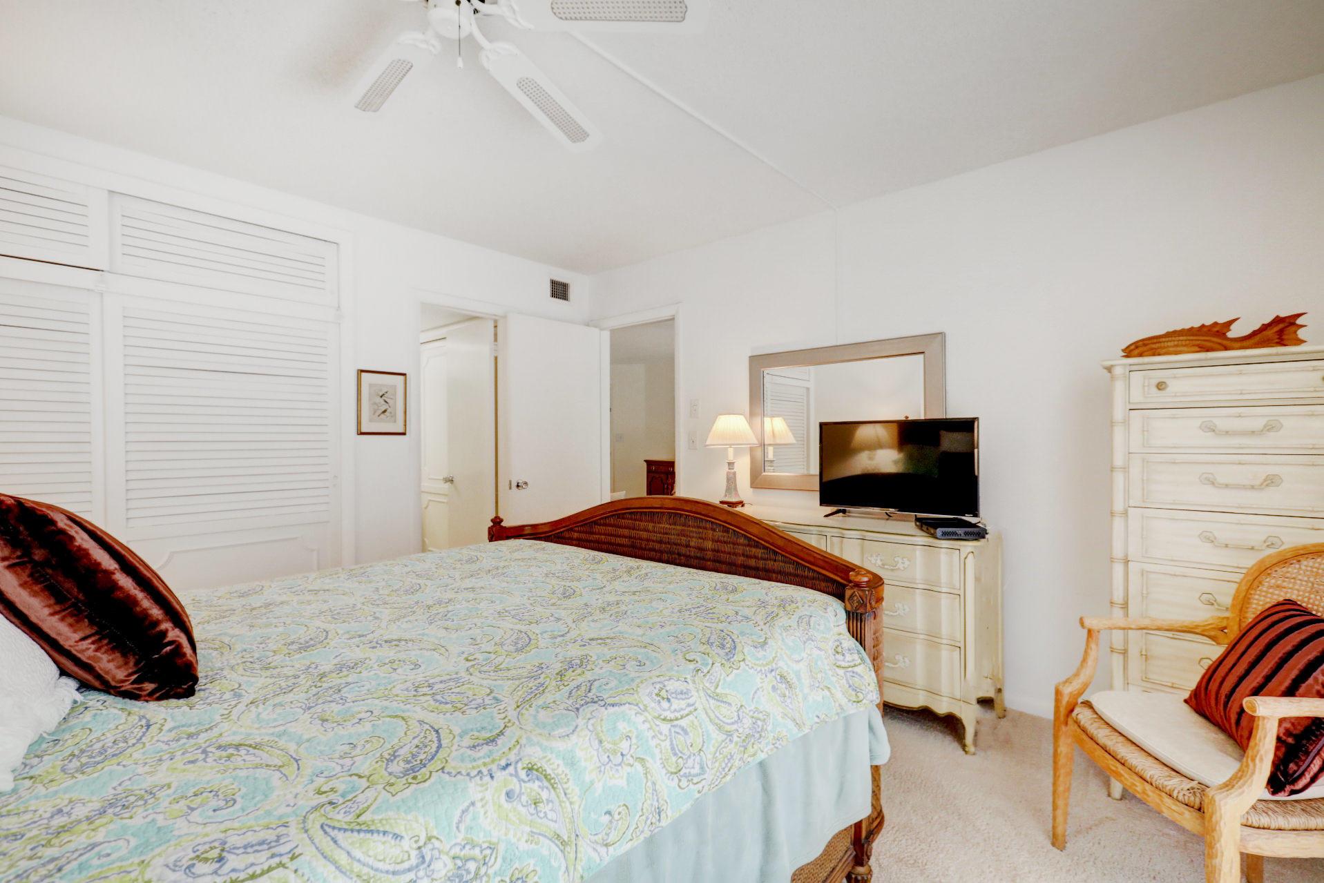 GREENBRIER CONDO - Residential Lease