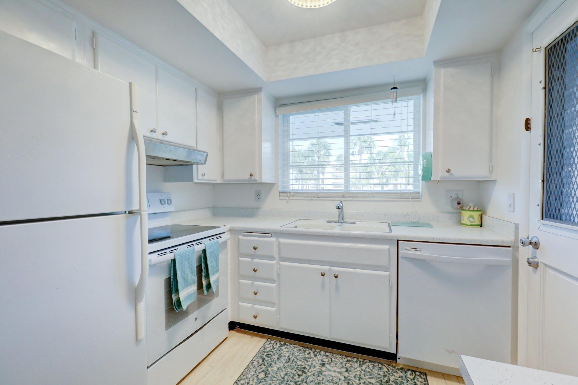 GREENBRIER CONDO - Residential Lease