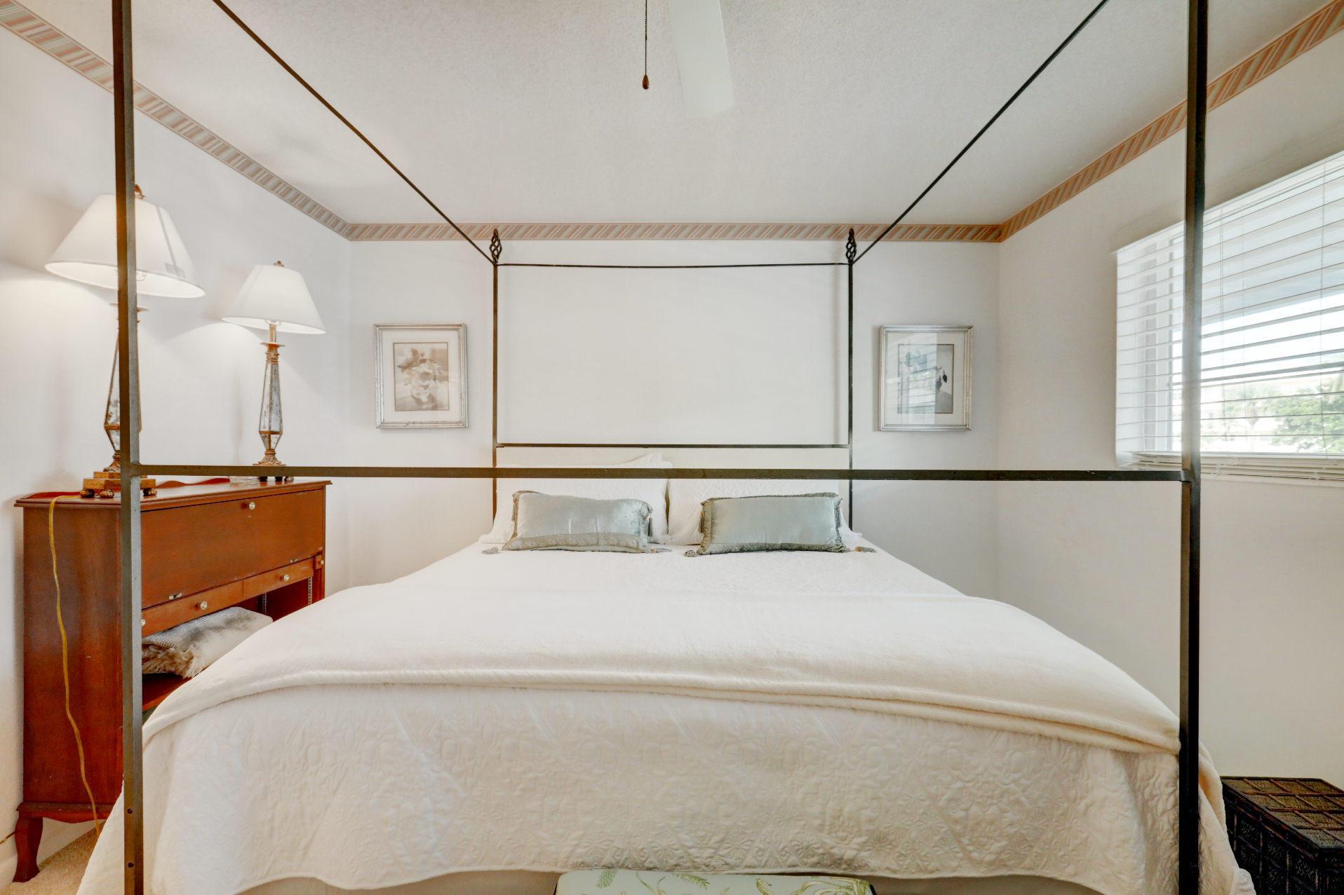 GREENBRIER CONDO - Residential Lease