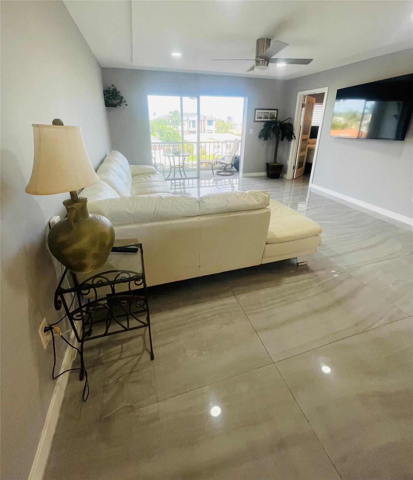 River Dome - Residential Lease