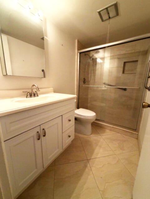 LITTLE CLUB CONDO - Residential