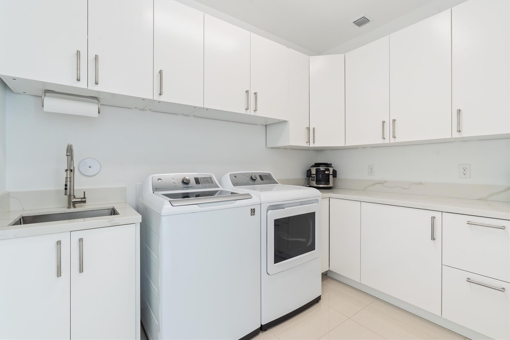 Wilton Manors - Residential