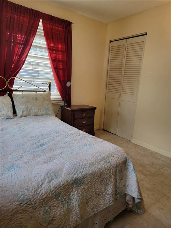 Cresthaven 2 34-49 B - Residential