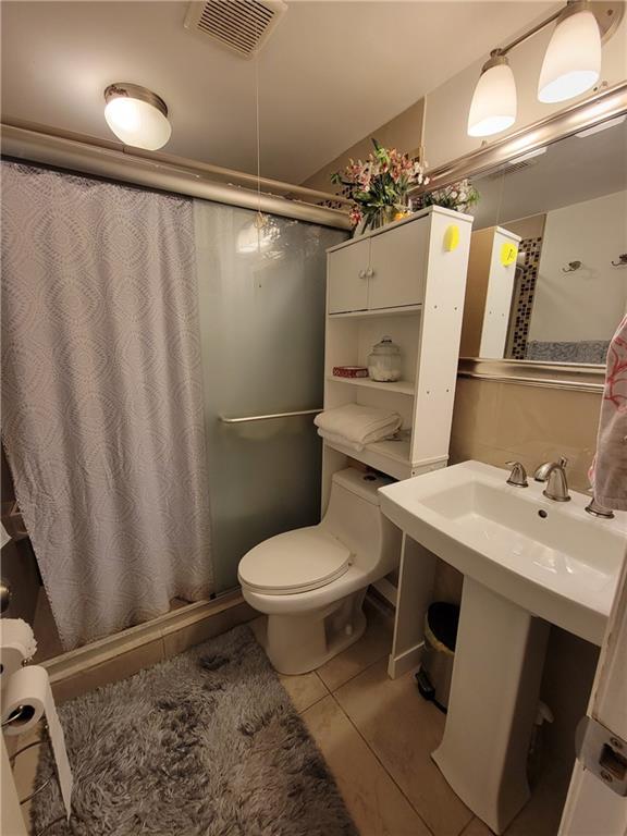 Cresthaven 2 34-49 B - Residential