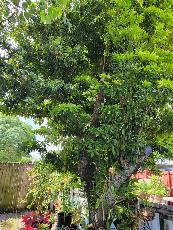 Cresthaven 2 34-49 B - Residential