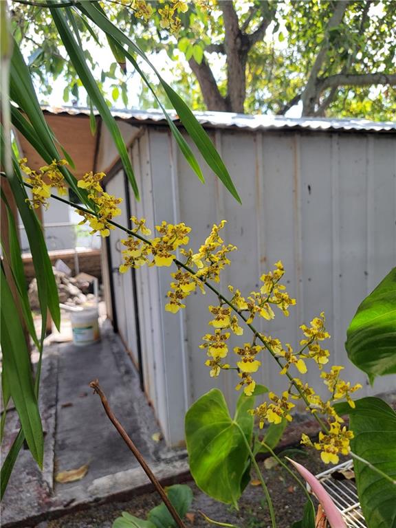 Cresthaven 2 34-49 B - Residential