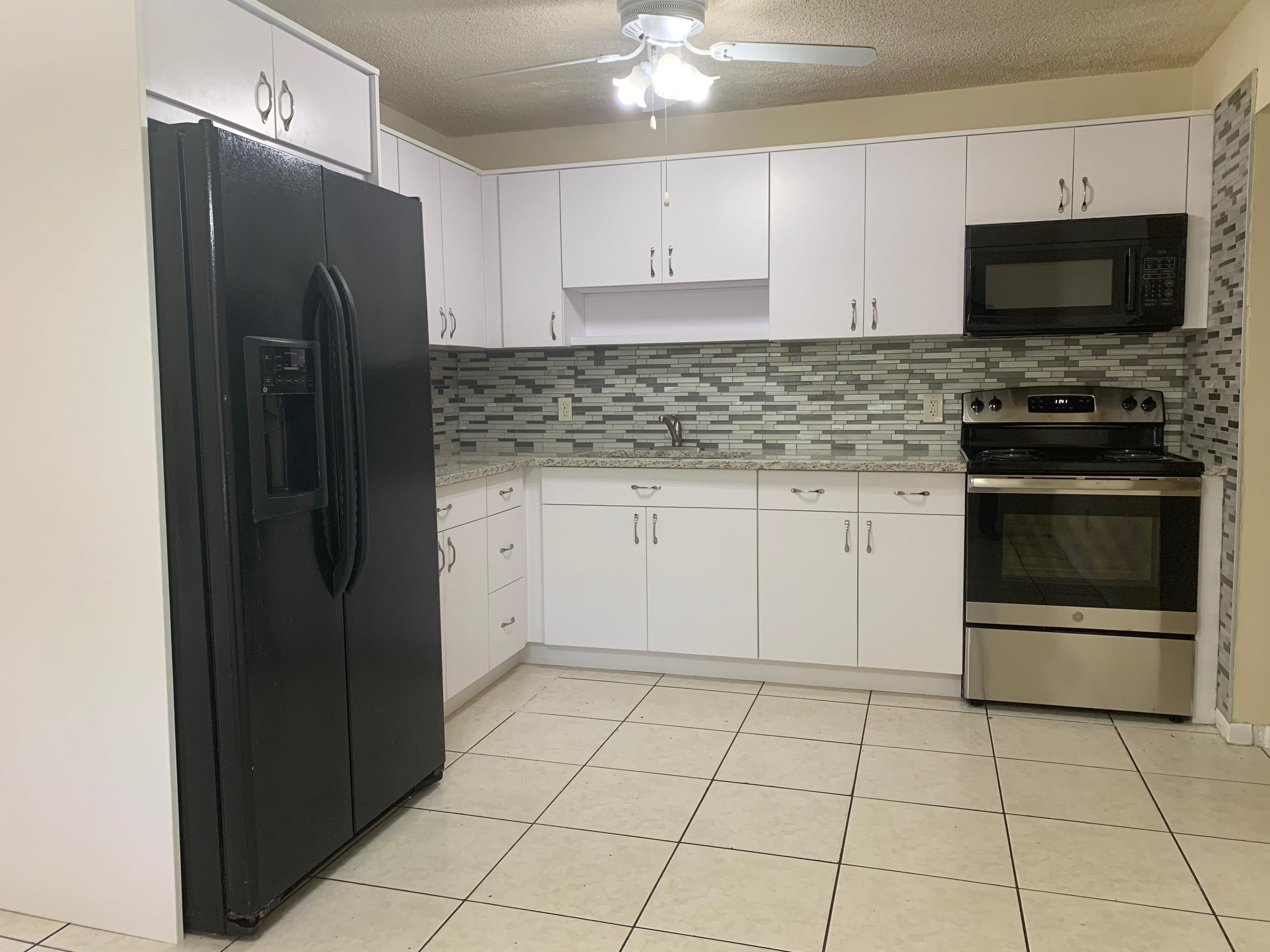 FOREST RIDGE PARK - Residential Lease