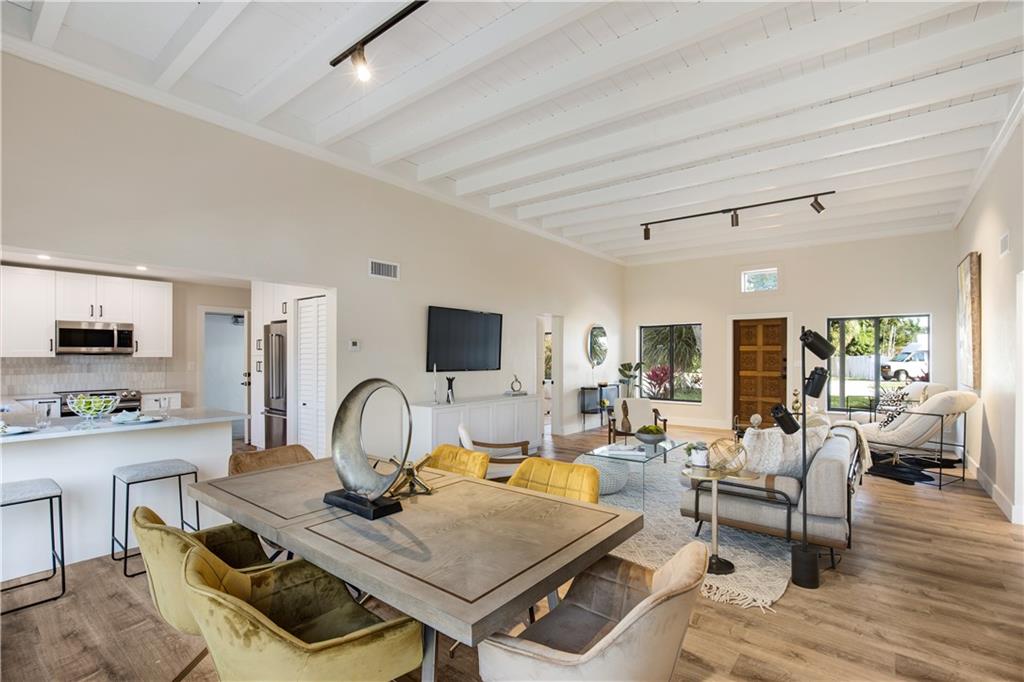 Photo of 2222 SE 11th St, Pompano Beach, FL 33062 (MLS # F10324903)