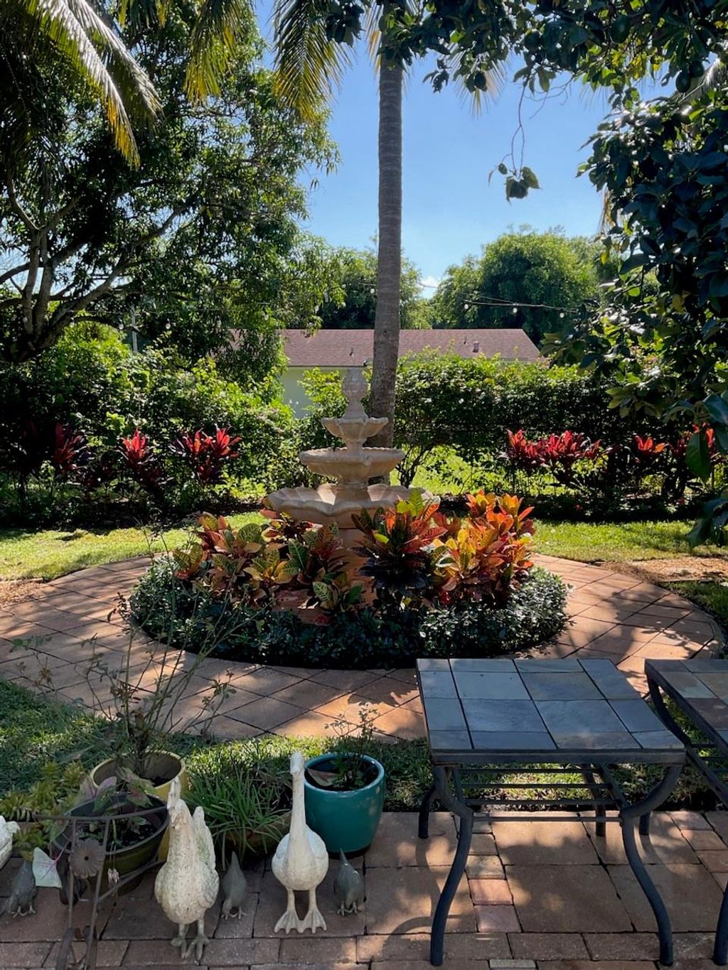 Photo of 946 Alamanda Rd, West Palm Beach, FL 33405 (MLS # F10534641)