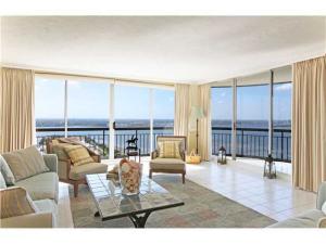 NOT AVAILABLE FOR 2018 WINTER SEASONSUMMER SEASON ONLY....OCEAN AND INTRACOASTAL VIEWS FROM EVERY ROOM!3 BEDROOM PENTHOUSE RESIDENCE - OPEN RENOVATED KITCHEN, TILE ALLOVER - NEW APPLIANCES.....3 FULL BEDROOMS 4 1/2 BATHS.