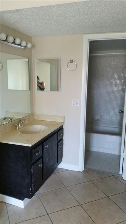 BROOKFIELD GARDENS - Residential