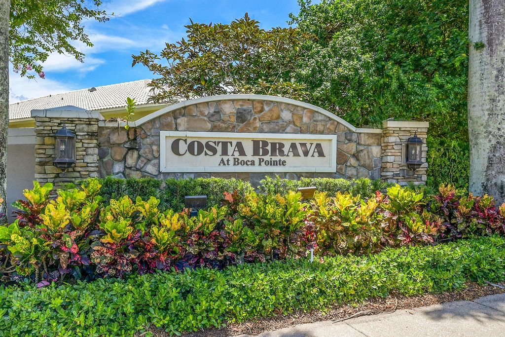 Photo of 6246 Brava Way, Boca Raton, FL 33433 (MLS # R11110050)