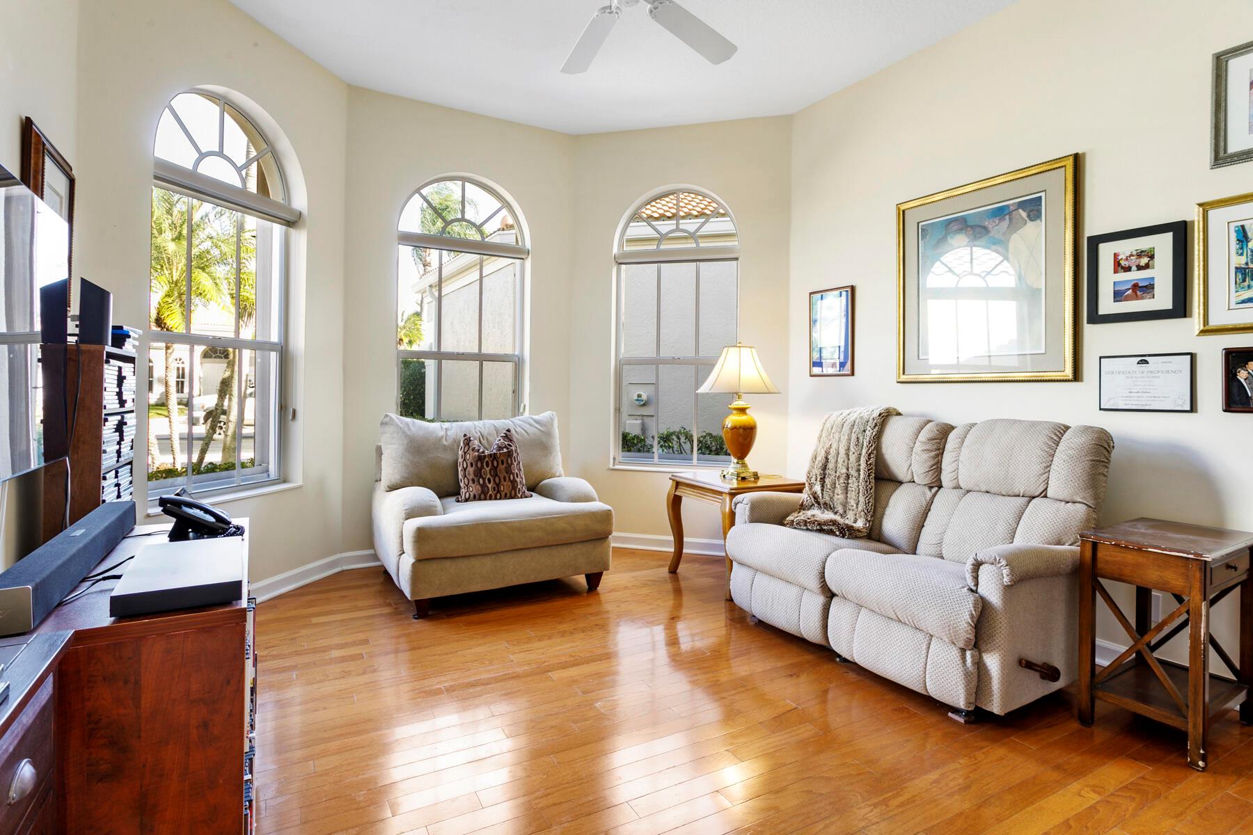 Ibis-Falcon Green - Residential