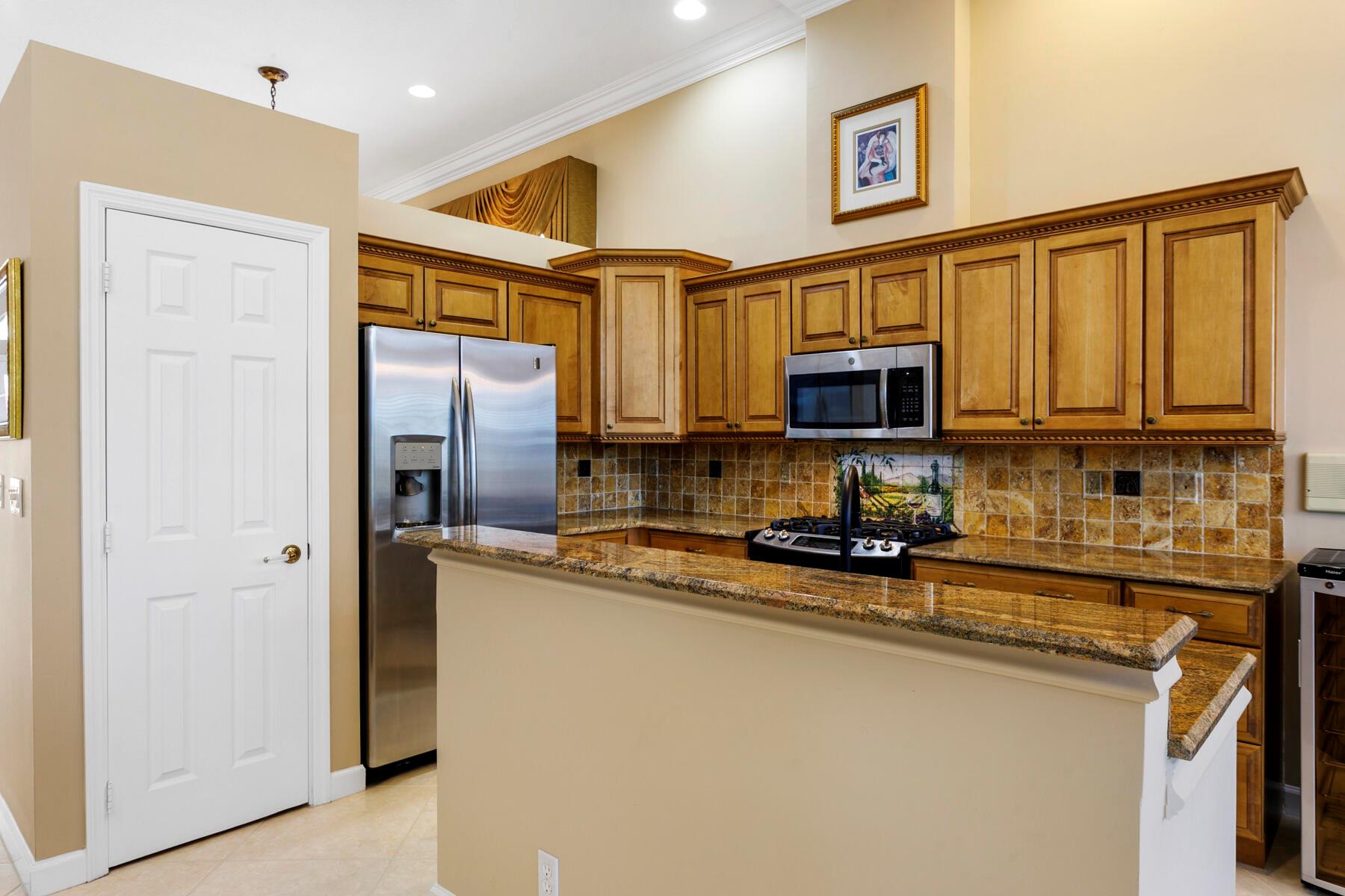 Ibis-Falcon Green - Residential