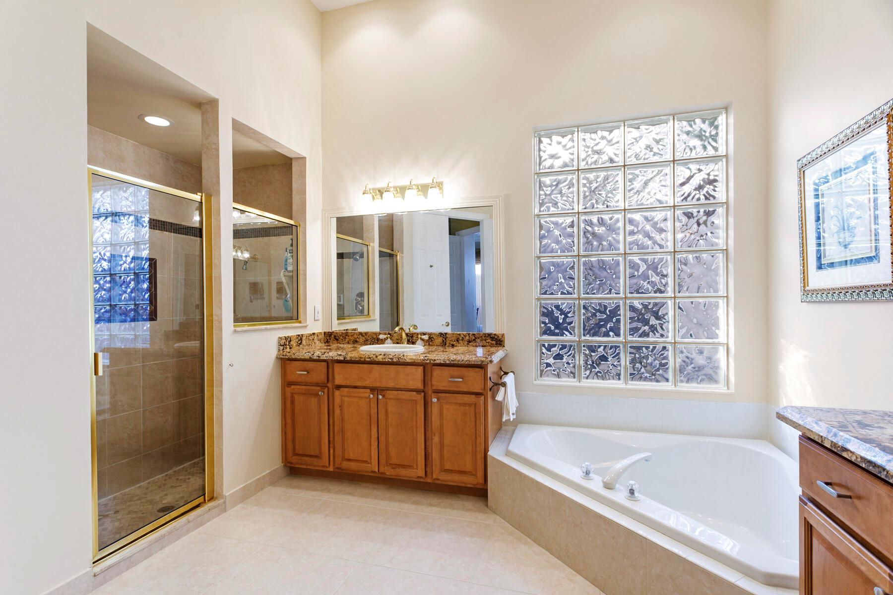 Ibis-Falcon Green - Residential