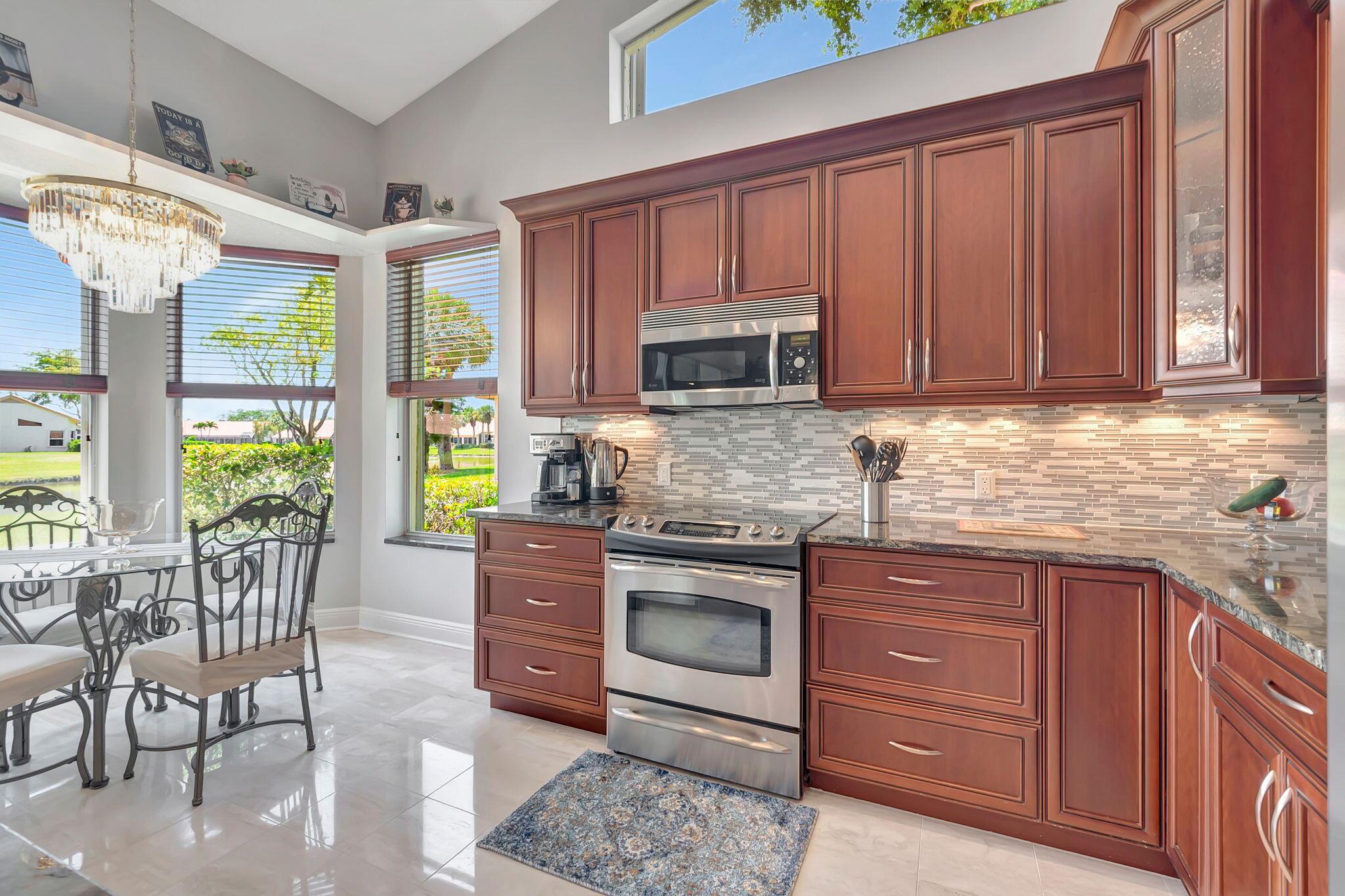 ABERDEEN 14 - Residential Lease