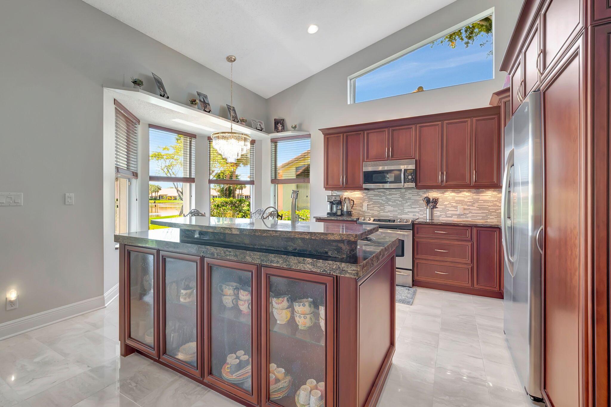 ABERDEEN 14 - Residential Lease