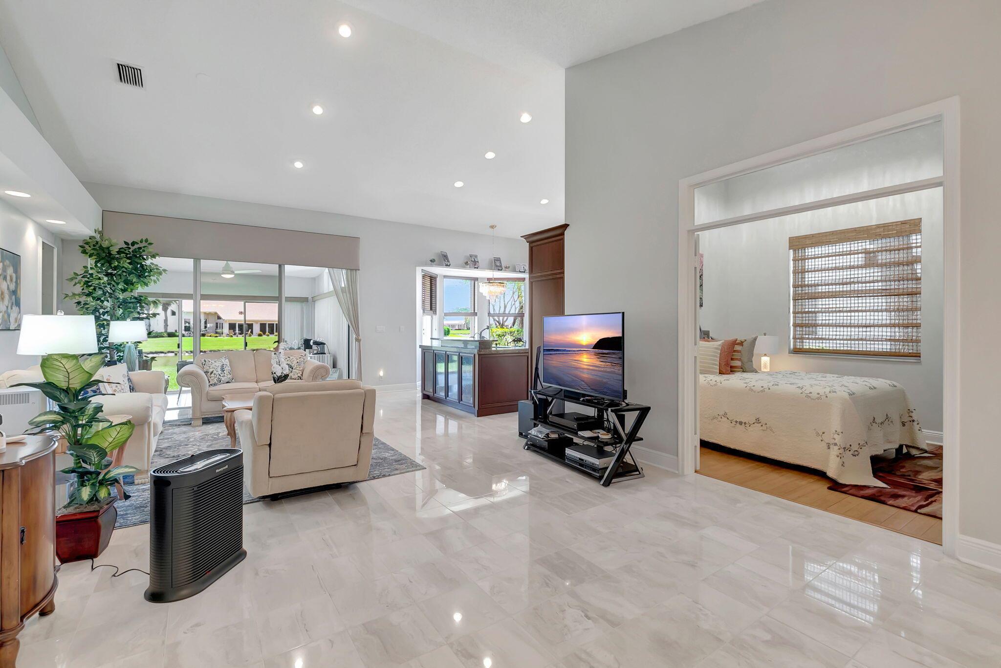 ABERDEEN 14 - Residential Lease