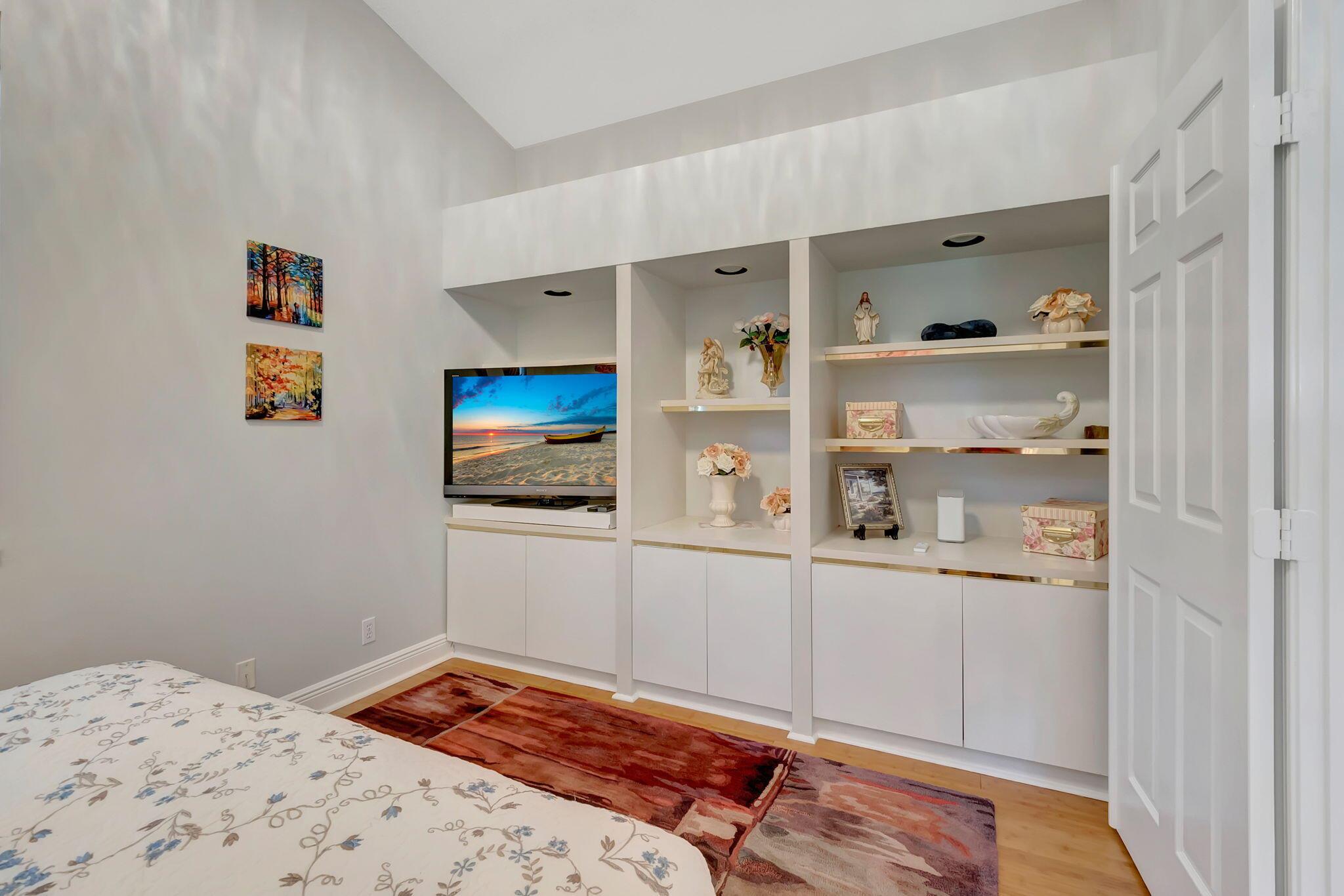 ABERDEEN 14 - Residential Lease