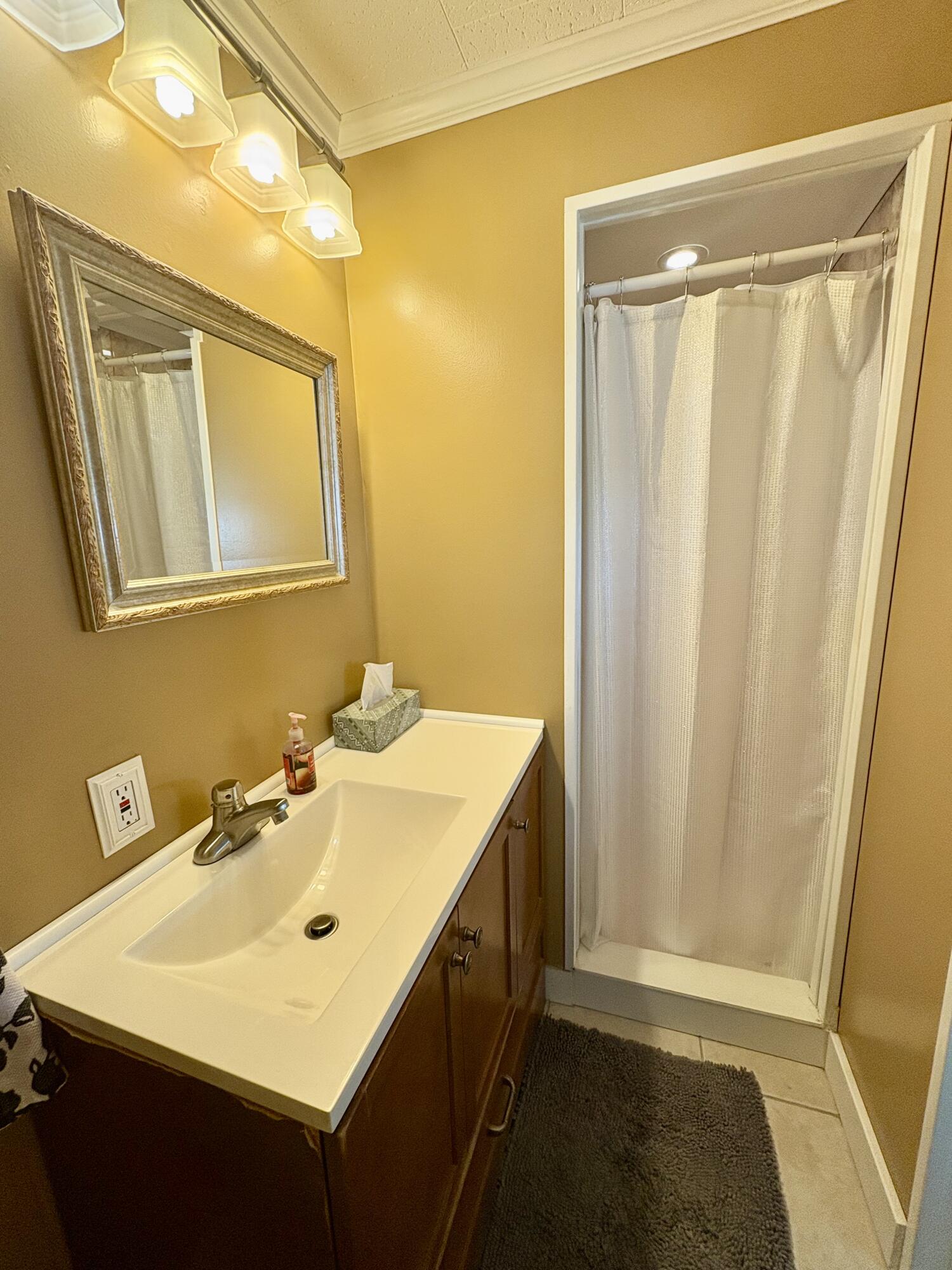 Orangebrook Harbor - Residential