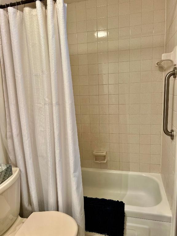 Orangebrook Harbor - Residential