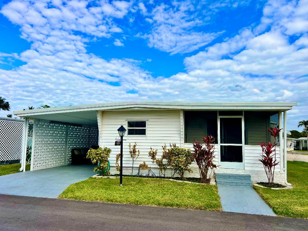 Orangebrook Harbor - Residential