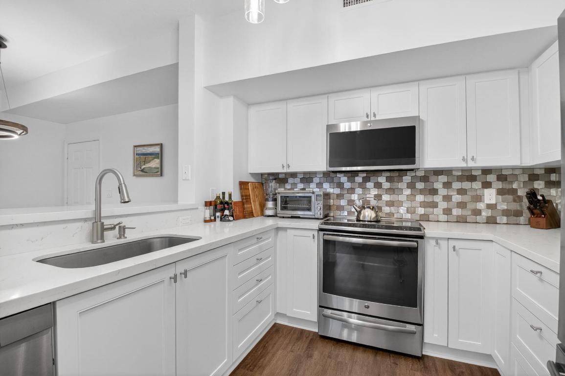 BOCA GRAND CONDO - Residential