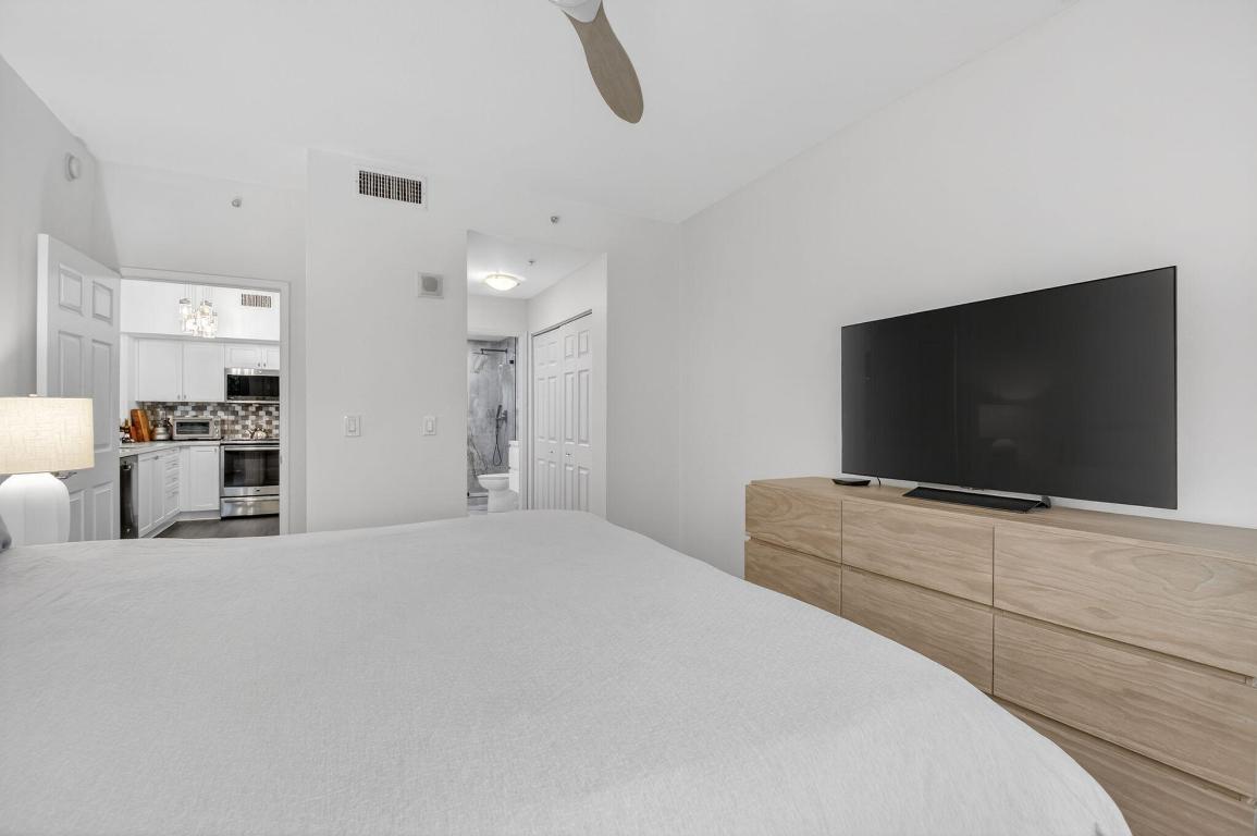 BOCA GRAND CONDO - Residential