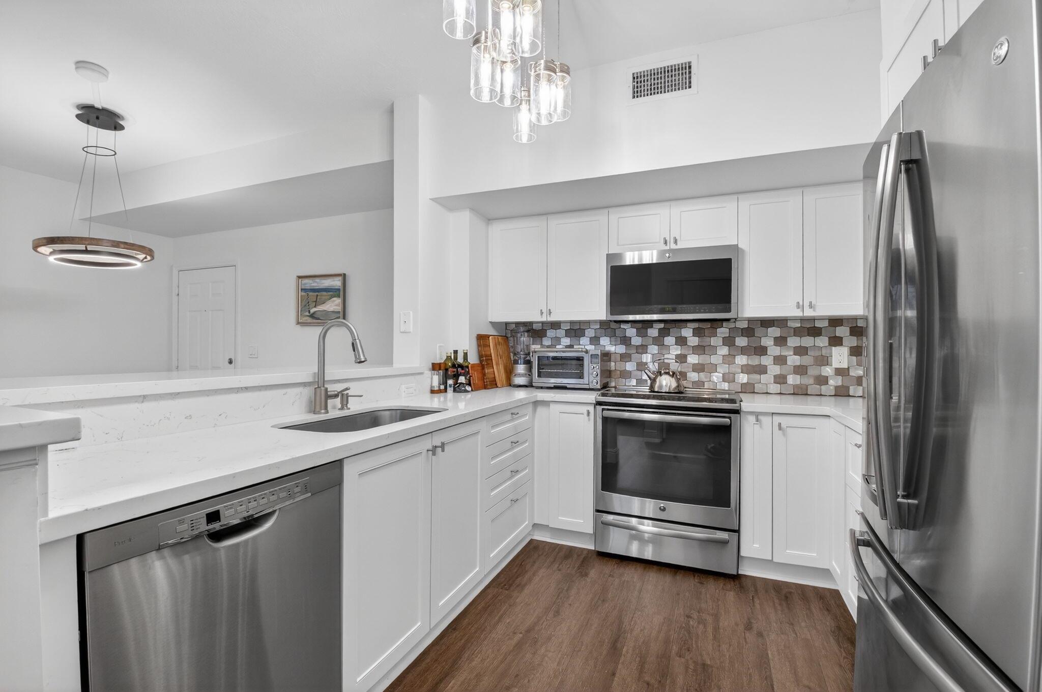 BOCA GRAND CONDO - Residential