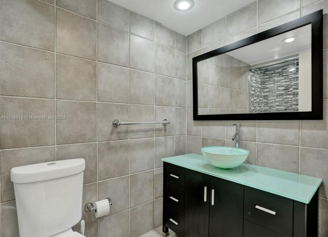 Majorca Towers Condoi - Residential Lease