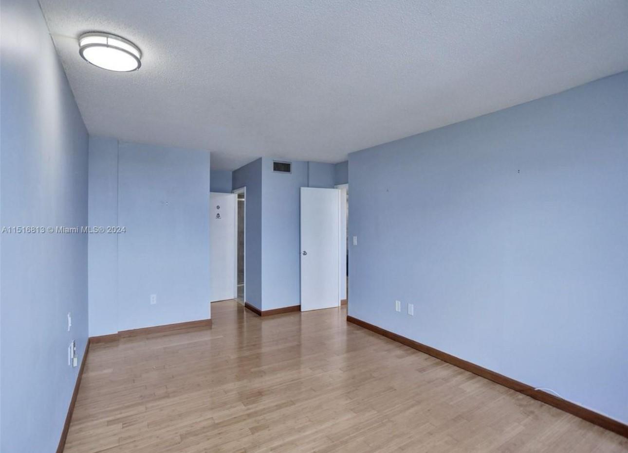 Majorca Towers Condoi - Residential Lease