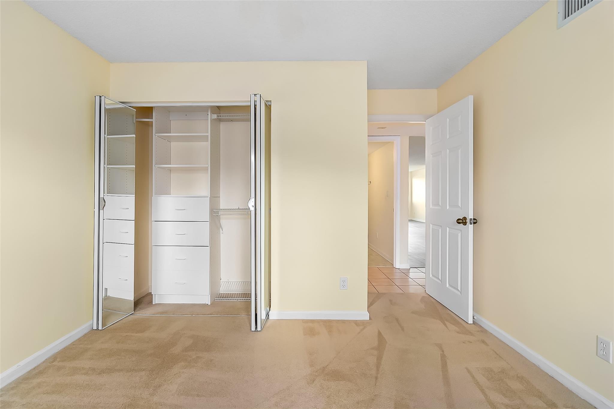 DEVON @ KINGS POINT - Residential