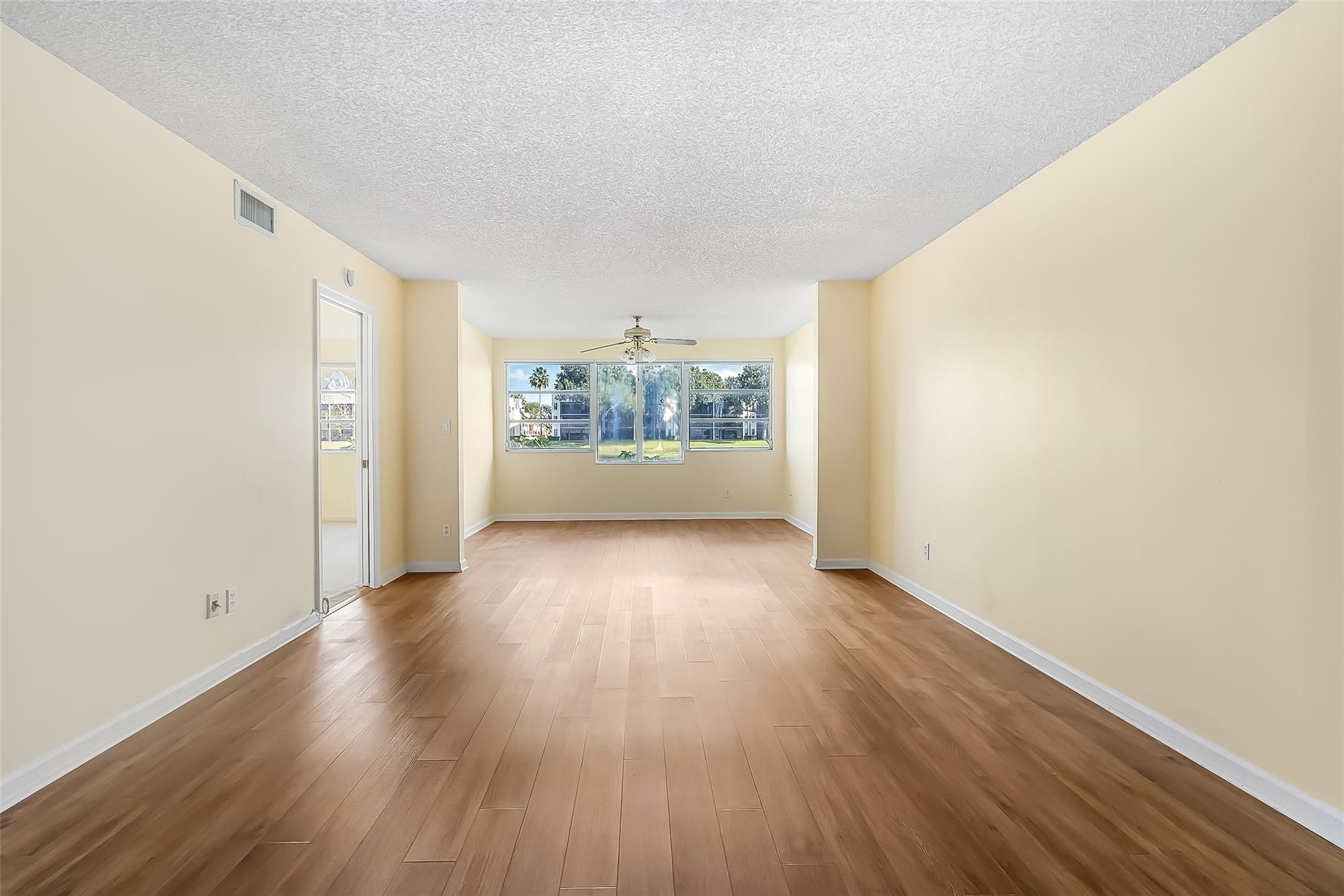 DEVON @ KINGS POINT - Residential