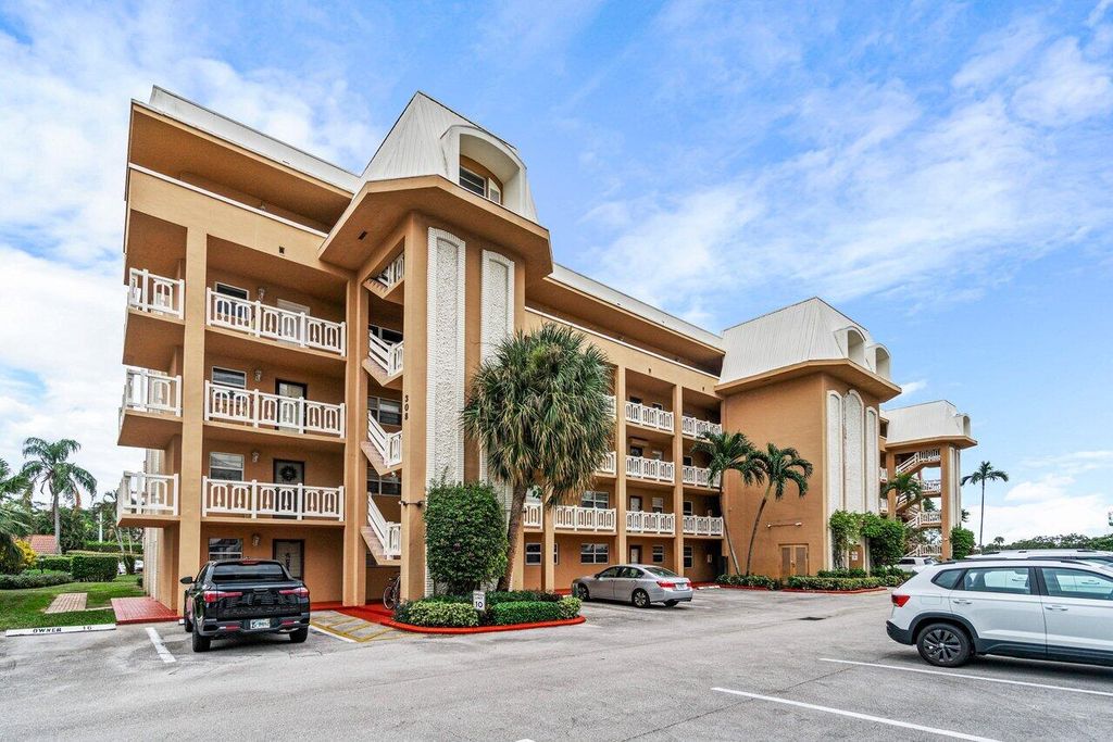 Photo of 308 Golfview Road #401, North Palm Beach, FL 33408 (MLS # R11039047)