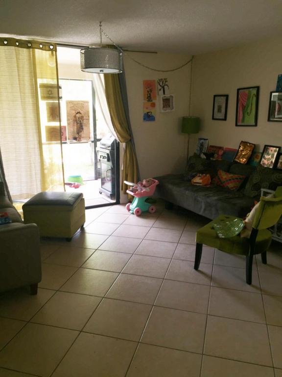 LAGO DEL MAR CONDO - Residential