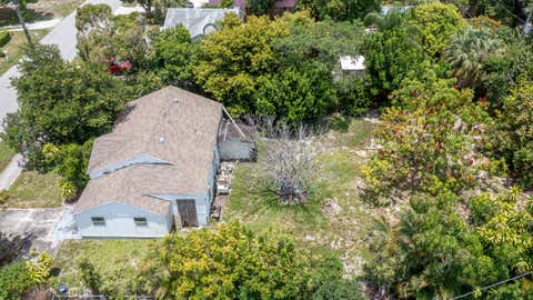 Tiny photo for 229 SW 4th Avenue, Delray Beach, FL 33444 (MLS # B26034931)