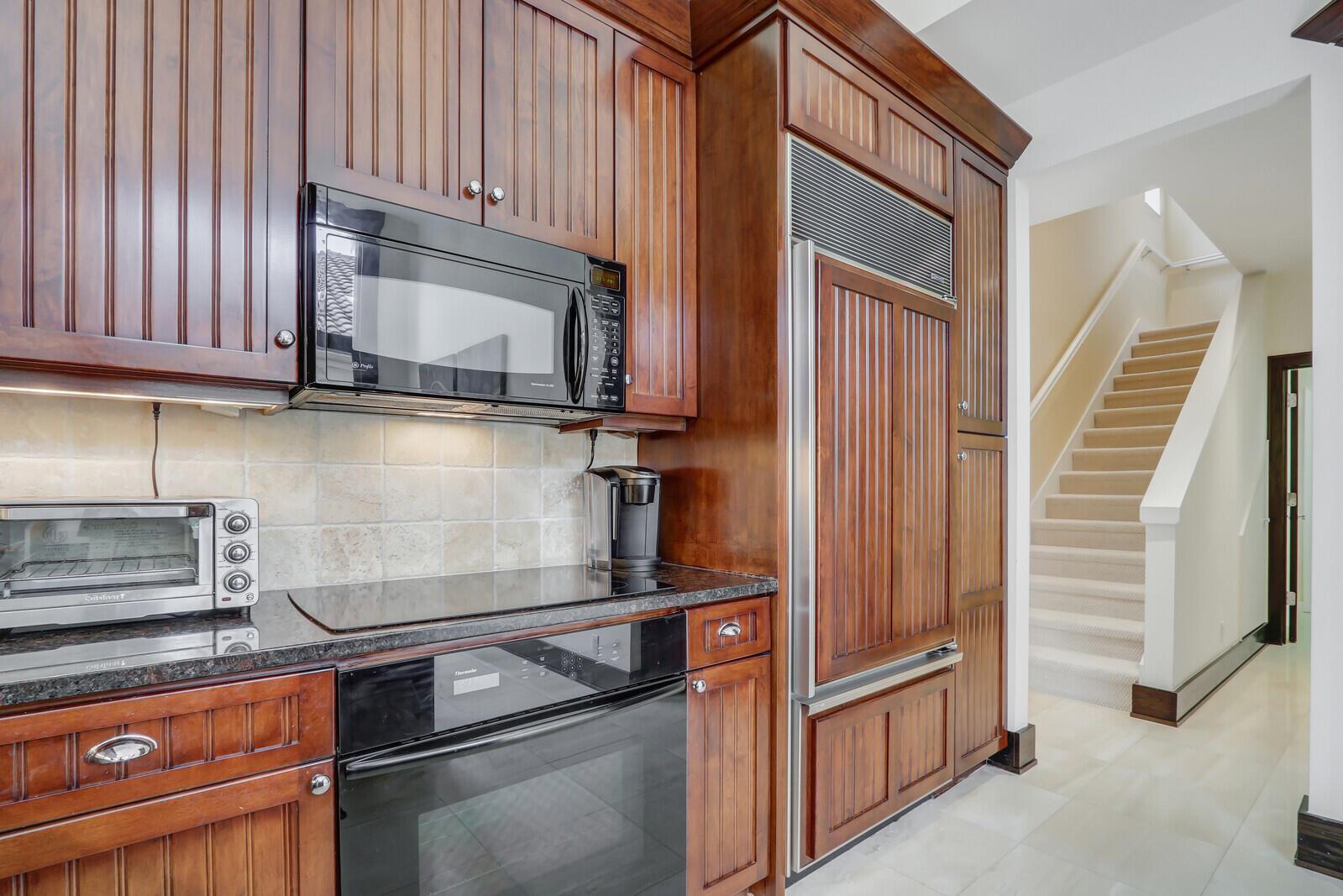 FRENCHMANS CREEK PAR F-2 - Residential