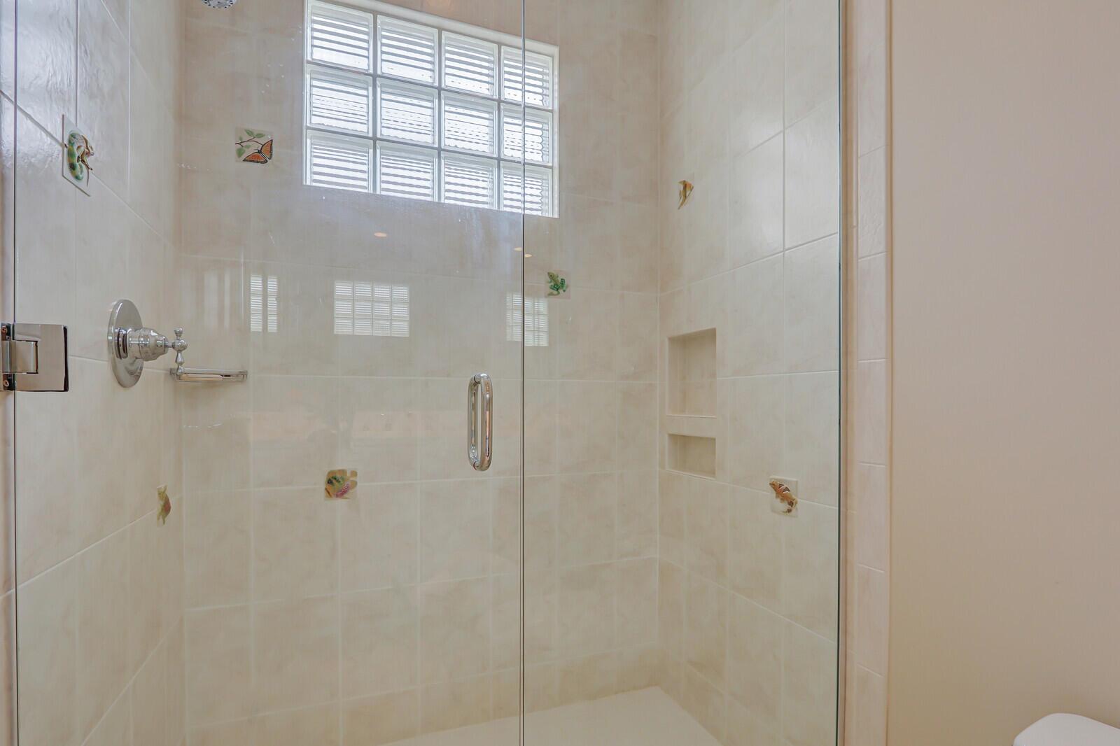 FRENCHMANS CREEK PAR F-2 - Residential