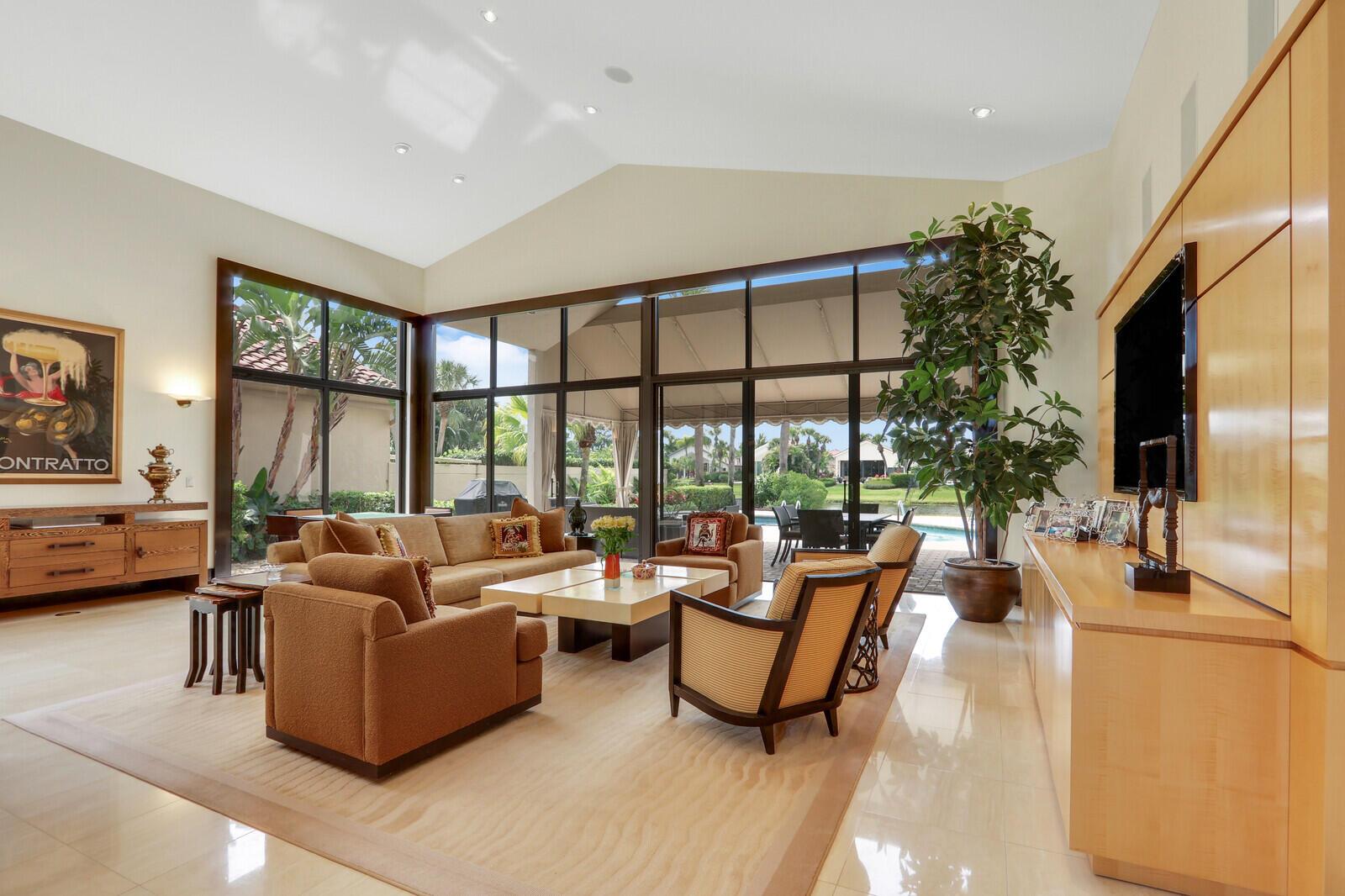 FRENCHMANS CREEK PAR F-2 - Residential