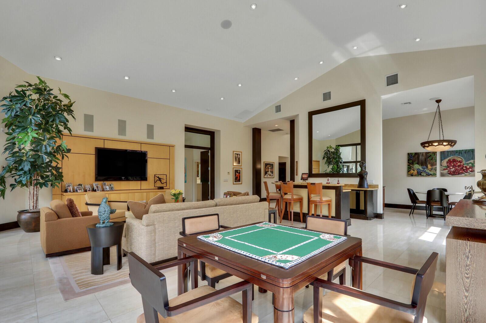 FRENCHMANS CREEK PAR F-2 - Residential