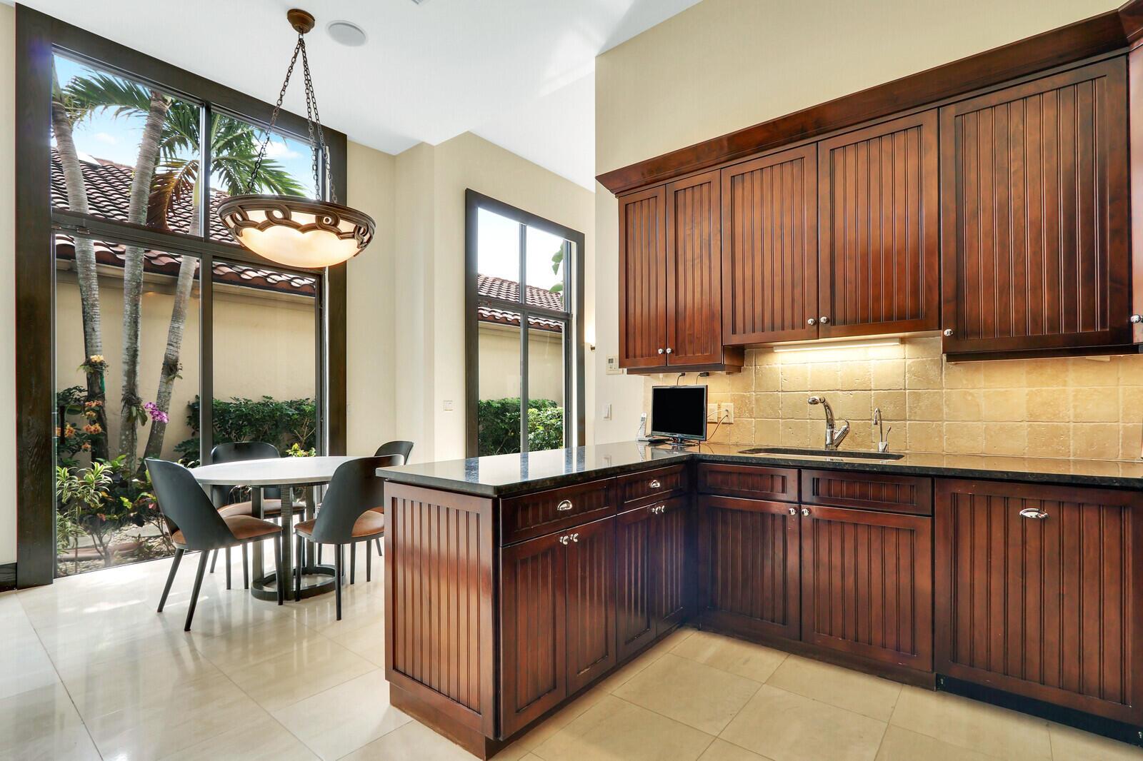 FRENCHMANS CREEK PAR F-2 - Residential