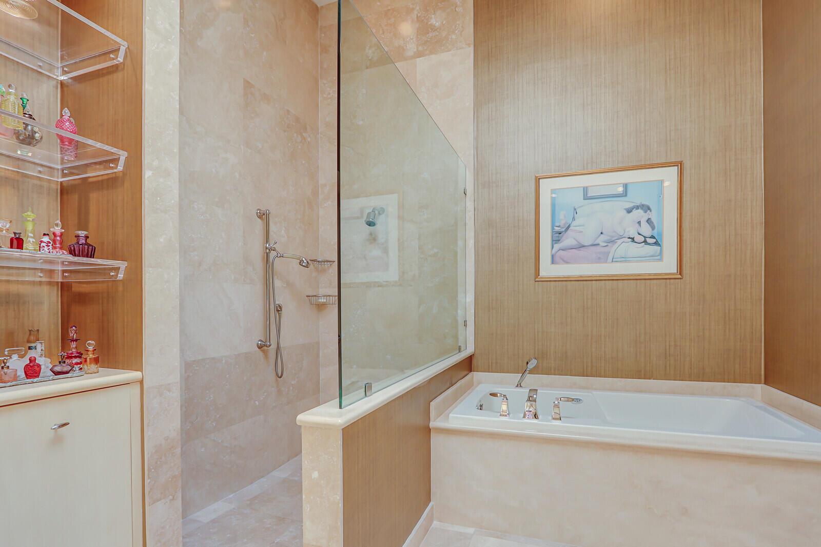 FRENCHMANS CREEK PAR F-2 - Residential