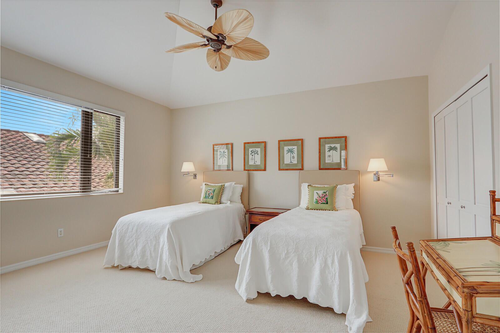 FRENCHMANS CREEK PAR F-2 - Residential