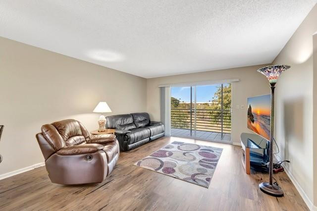 Abaco Village Wynmoor - Residential