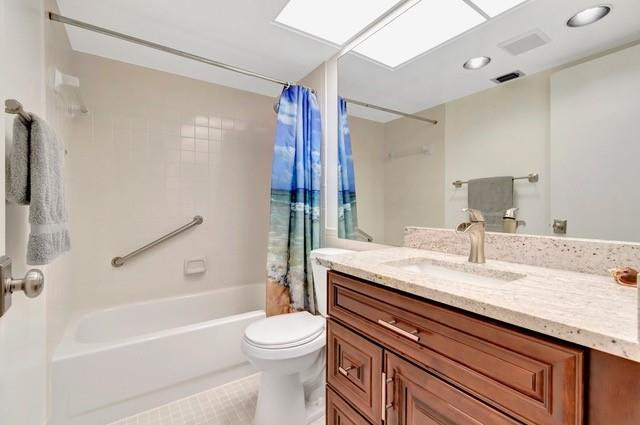 Abaco Village Wynmoor - Residential