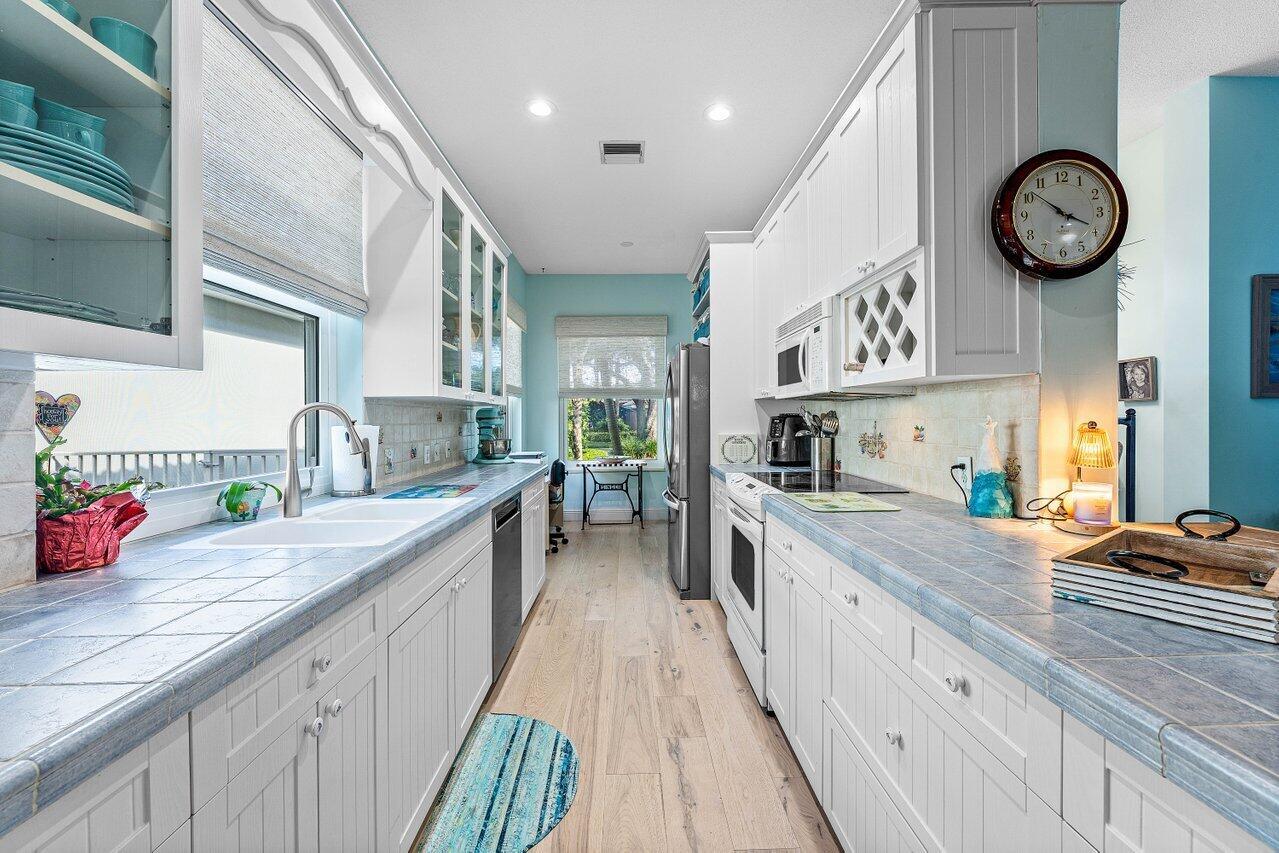 Hamptons at Maplewood - Residential