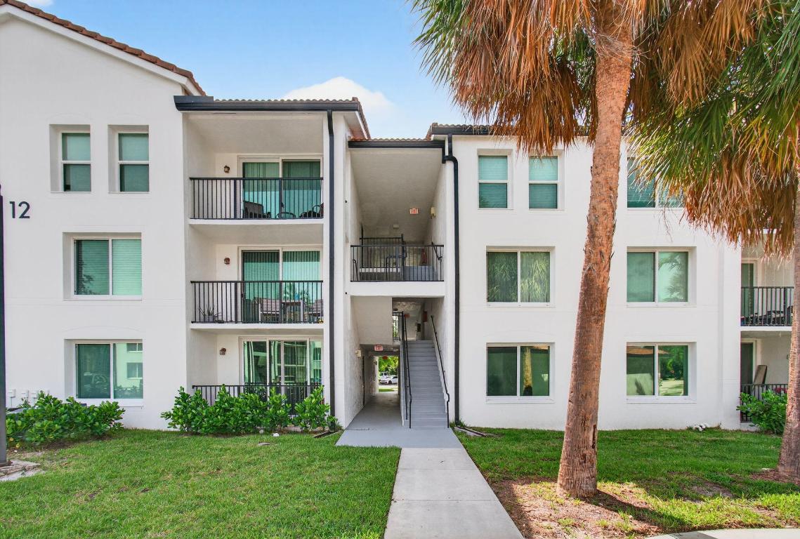 VILLA DEL SOL CONDO - Residential